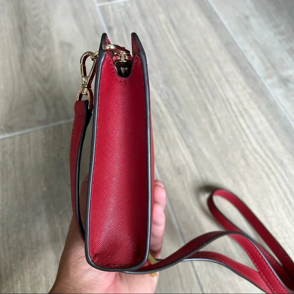 MICHAEL KORS JET SET TRAVEL SHOULDER BAG - Picture 5 of 10
